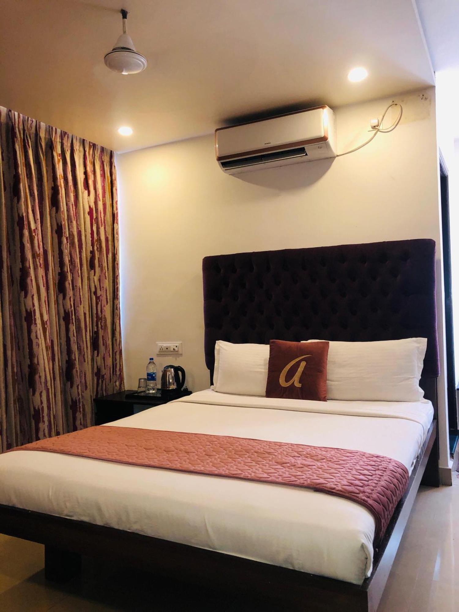 Astra Hotels & Suites - Hsr Layout Sector 1, Near Ecospace Bellandur Бангалор Екстериор снимка